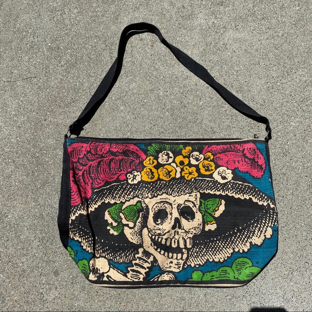 Día de los Muertos tote bag